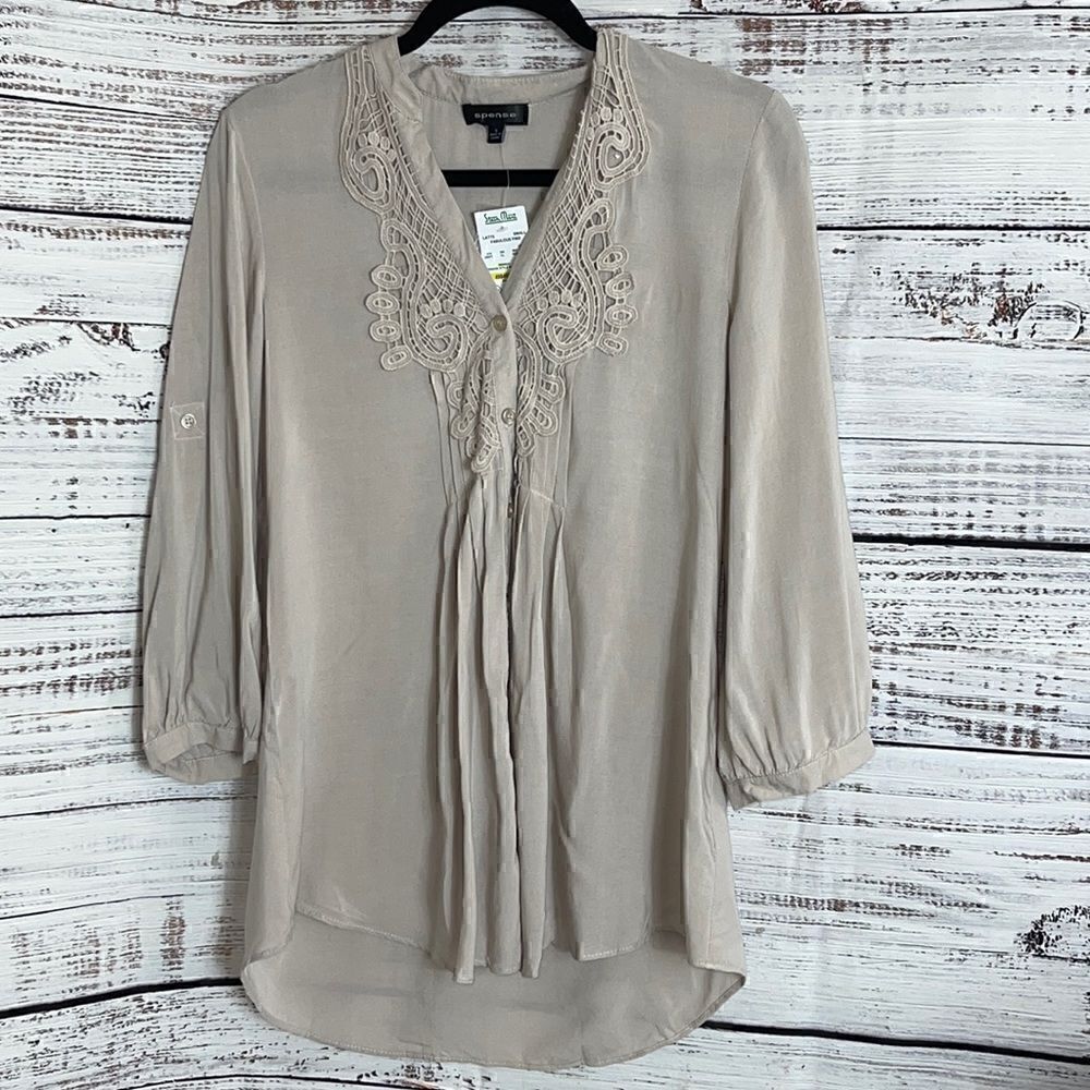 ‎Spence Top Womens Size Small V neck Roll up sleeves boho embroidered Blouse New